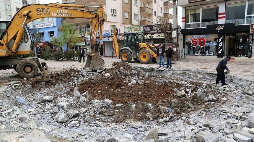 Cizre Belediyesi &Ccedil;evre D&uuml;zenlemesi Ve Yenileme &Ccedil;alışması Başlattı