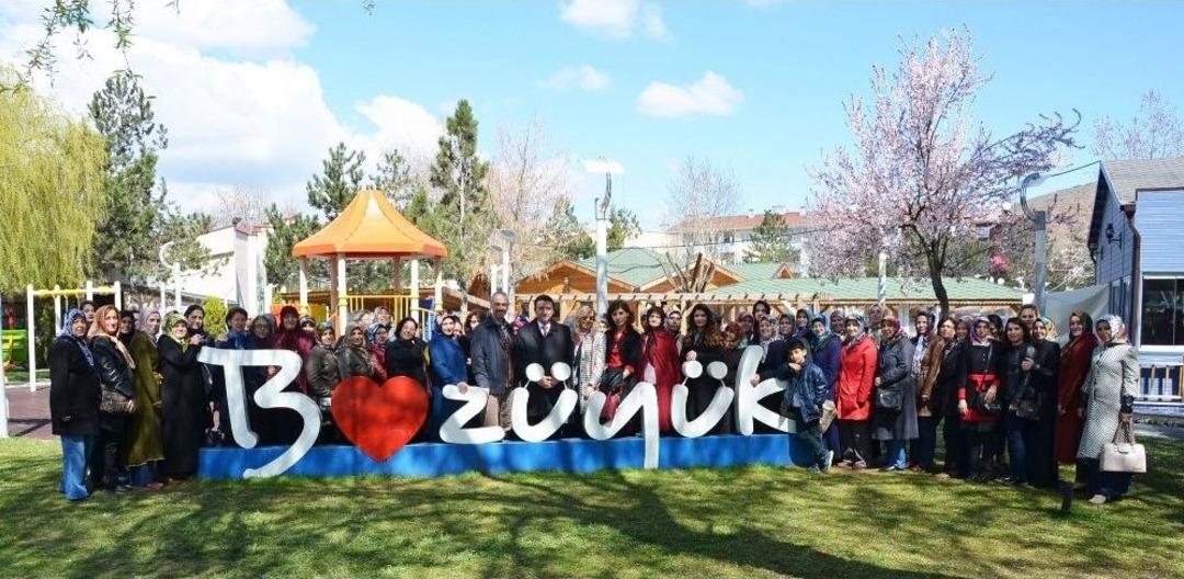 Başkan Bakıcı, Halk Eğitim Merkezi Kursiyerleri İle Kahvaltıda Buluştu