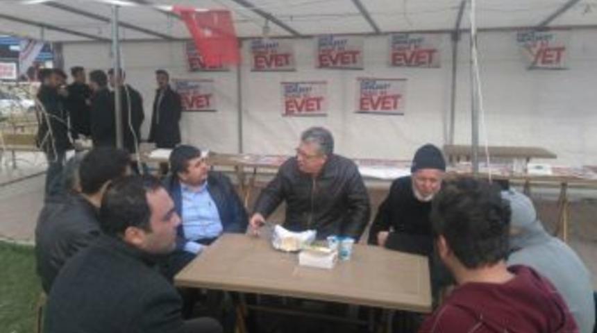 Chp&rsquo;liler Saldırı Yapıldığı İddia Edilen &ldquo;evet&rdquo; &Ccedil;adırını Ziyaret Etti