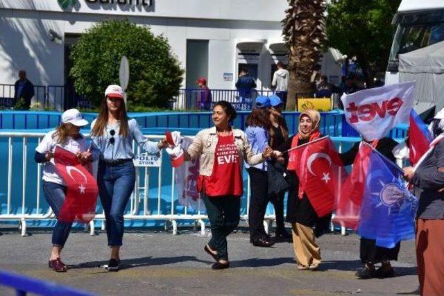 Başbakan Yıldırım'dan Kılıçdaroğlu'na: Senin 'hayır' Dediğin Anayasayı Değiştiriyoruz
