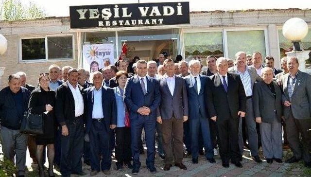 Chp'li Özel: Güçler Ayrılığını Bir Kişiye Teslim Etmek Demokrasinin Darbe Alması Demektir