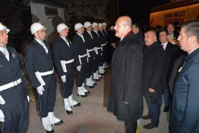 Bakan Soylu : Biz Ona 4 Tane Duvar Verdik, Istediği Duvara Sırtını Dayasın