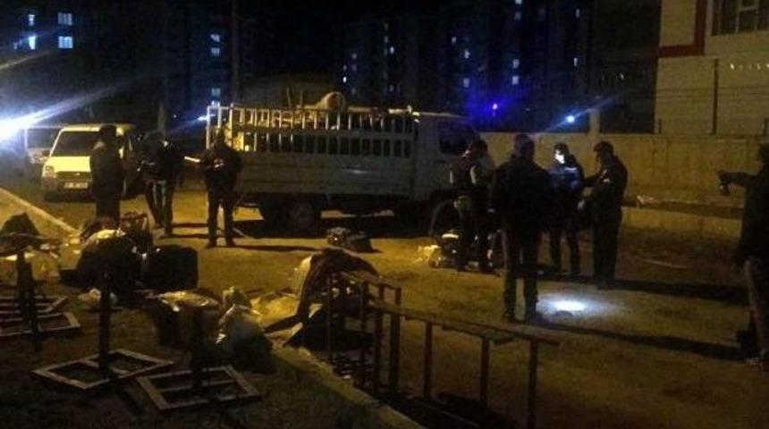 Eski Eşini Vurduktan Sonra Başına Ateş Ederek &Ouml;ld&uuml;