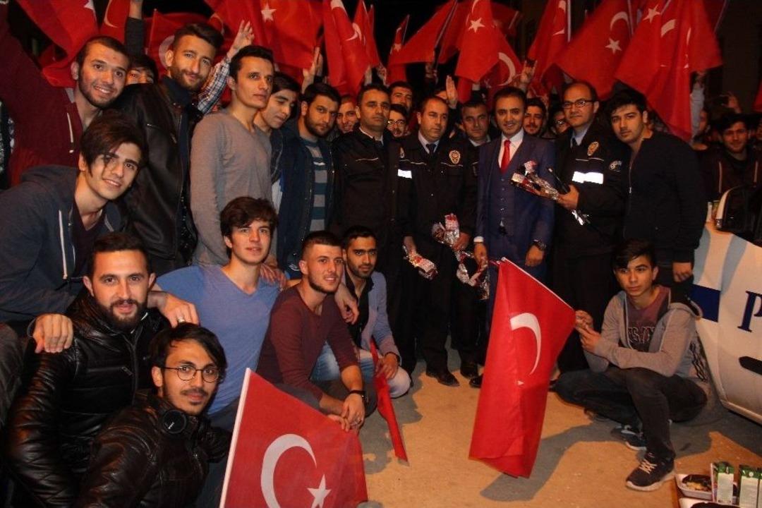 Kavga İhbarına Giden Polise S&uuml;rpriz