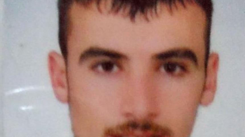 50 Bı&ccedil;ak Darbesiyle Işlenen Cinayetin Sanığına M&uuml;ebbet Hapis