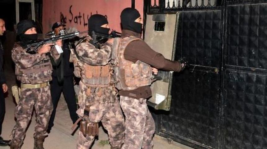 Adana'da Deaş Operasyonu: 6 G&ouml;zaltı