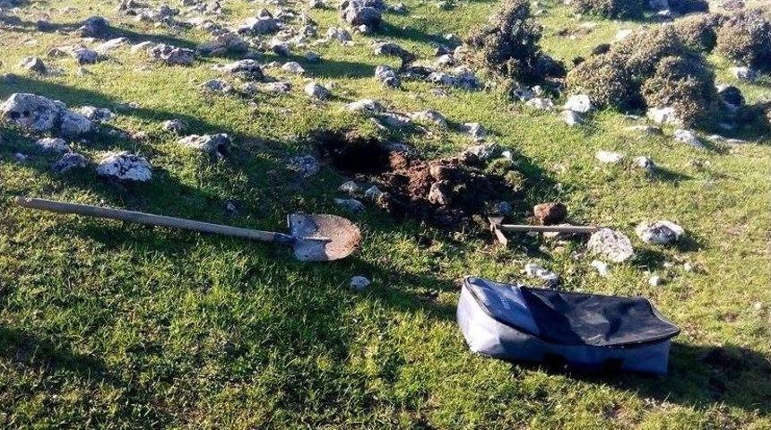 Ka&ccedil;ak Kazı Yapan 3 Kişi Su&ccedil;&uuml;st&uuml; Yakalandı