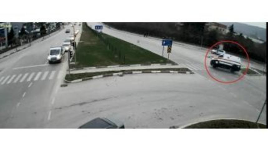 Tokat&rsquo;ta Ambulans Kazası Mobese Kameralarına Yansıdı