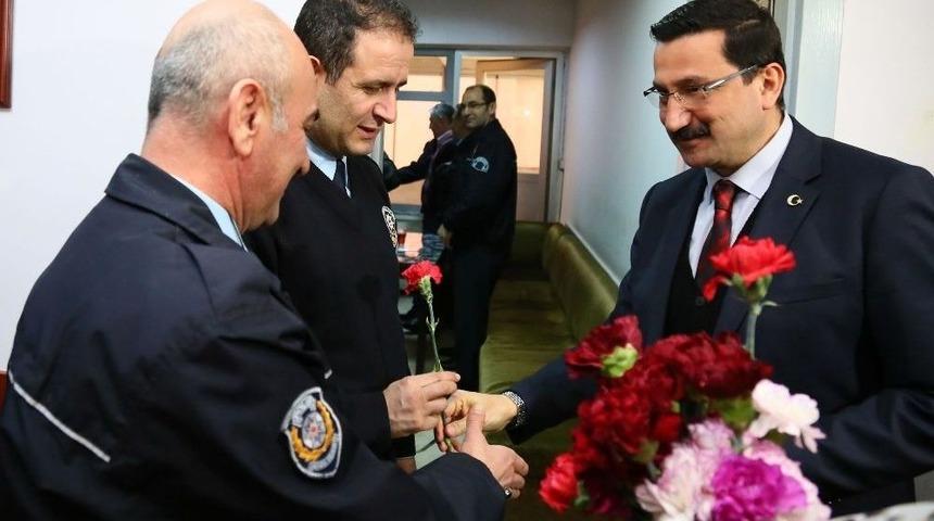 Ke&ccedil;i&ouml;ren Belediye Başkanı Ak&rsquo;tan İl&ccedil;e Emniyet M&uuml;d&uuml;rl&uuml;ğ&uuml;ne Ziyaret