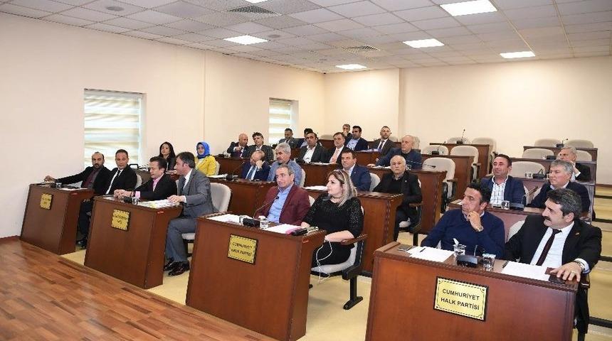 Tuzla Belediyesi&rsquo;nin 2016 Yılı Faaliyet Raporu Kabul Edildi