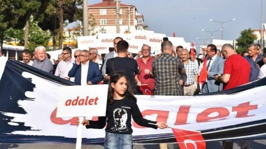 &Ccedil;orlu'da Chp'lilerden 'adalet Y&uuml;r&uuml;y&uuml;ş&uuml;'