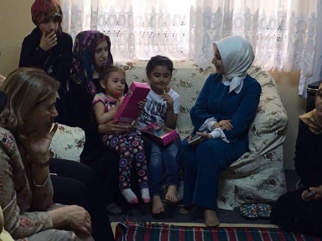 Esra T&uuml;fenkci Ulu &Ccedil;ınarlarla İftarda Buluştu