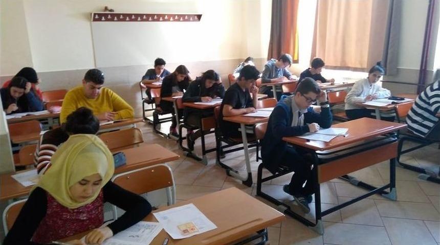 Edremit&rsquo;te Edebiyat R&uuml;zgarları Esiyor