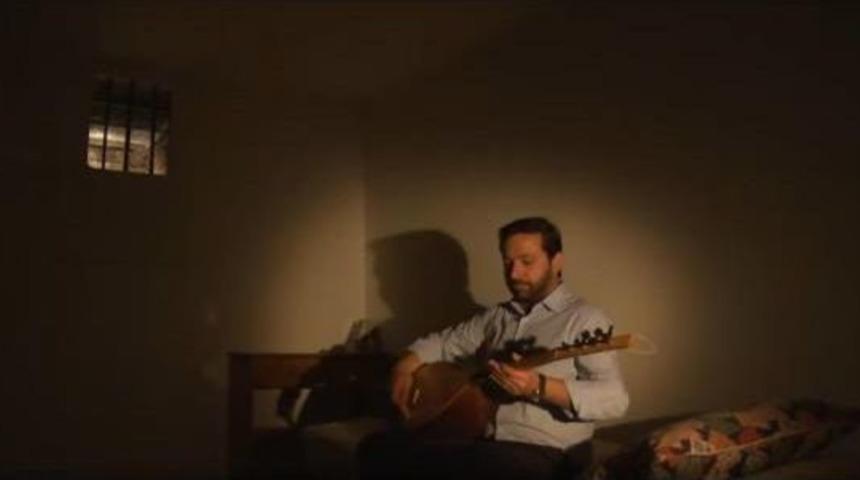 Demirtaş'a Doğum G&uuml;n&uuml; I&ccedil;in Yapılan Klip Yayınlandı