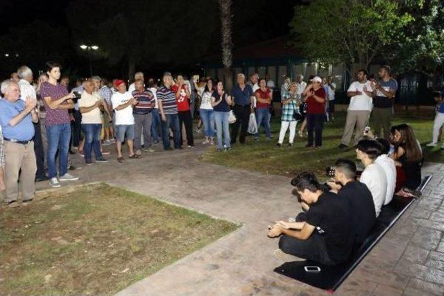 Chp'ye Çadır Yasağının Ardından Masa Sandalye Yasağı