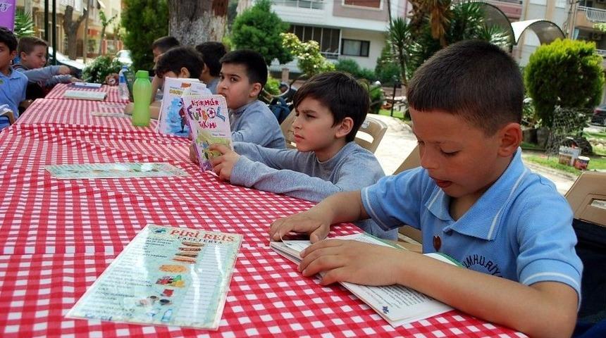 Salihli&rsquo;de Kitap Okuma Etkinliği