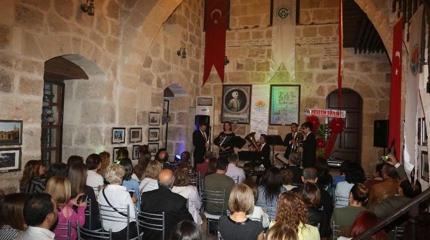 Klasik, Jazz, Pop, T&uuml;rk&uuml; Aynı Sahnede