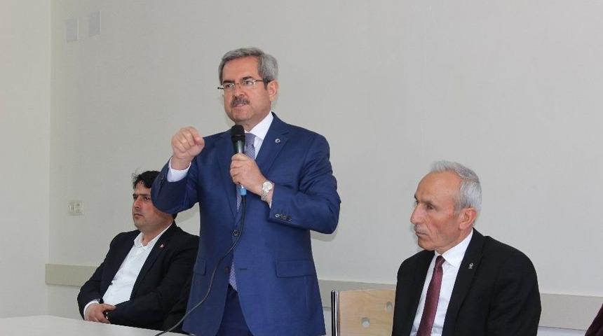 Ak Parti&rsquo;li &Uuml;n&uuml;var: &ldquo;cumhurbaşkanlığı Sistemi, T&uuml;rkiye&rsquo;yi D&uuml;nyada Marka Yapacak&rdquo;