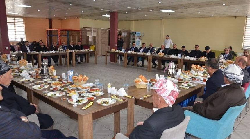 Kaşık&ccedil;ı: &ldquo;şu Ana Kadar Hep Şeytan Taşladık&rdquo;