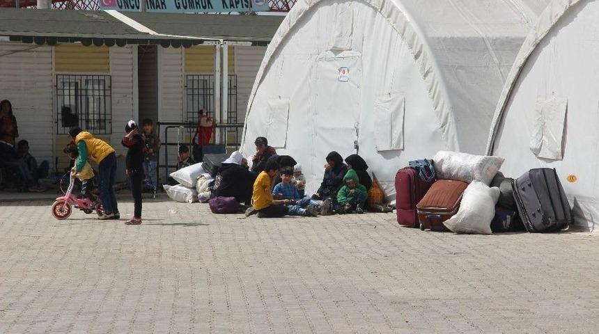 Suriyelilerin G&uuml;venliğin Sağlandığı B&ouml;lgelere D&ouml;n&uuml;ş&uuml; S&uuml;r&uuml;yor