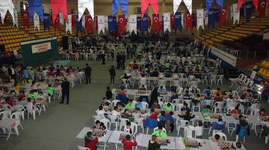 &Ccedil;ocuklar Kazandı, Okullarına Kazandırdı