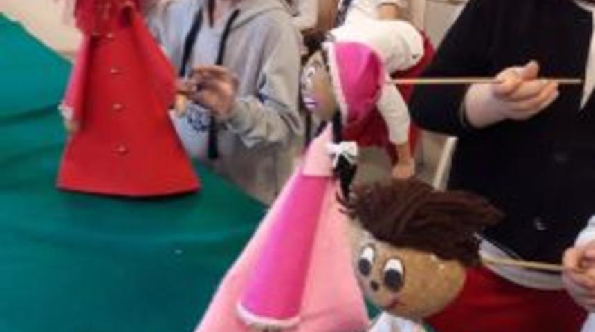 Minikler Atık Malzemelere Kuklalarla Hayat Verdi