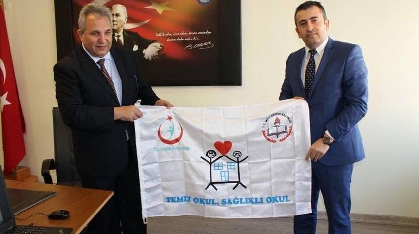 Fatsa&rsquo;da 9 Okula &ldquo;beyaz Bayrak&rdquo;