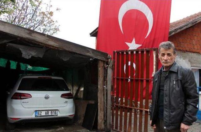 Şehit Oğlundan Kalan Otomobile Gözü Gibi Bakıyor