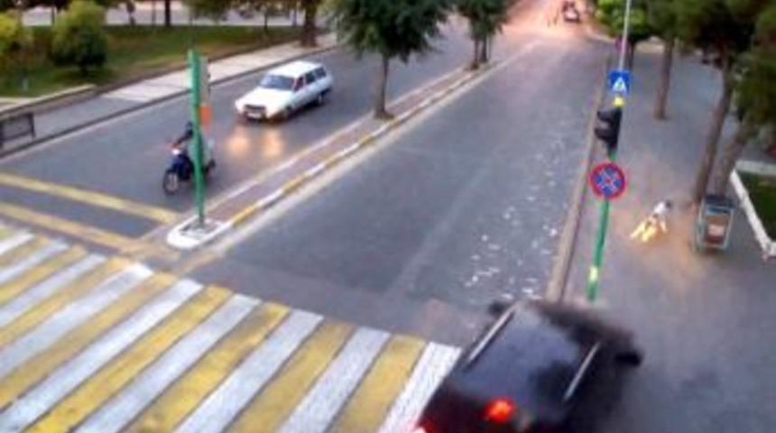 Uşak&rsquo;ta Mobeseye Takılan Kazalar