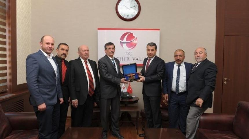 Stk&rsquo;lar Vali &Ccedil;elik&rsquo;ei Ziyaret