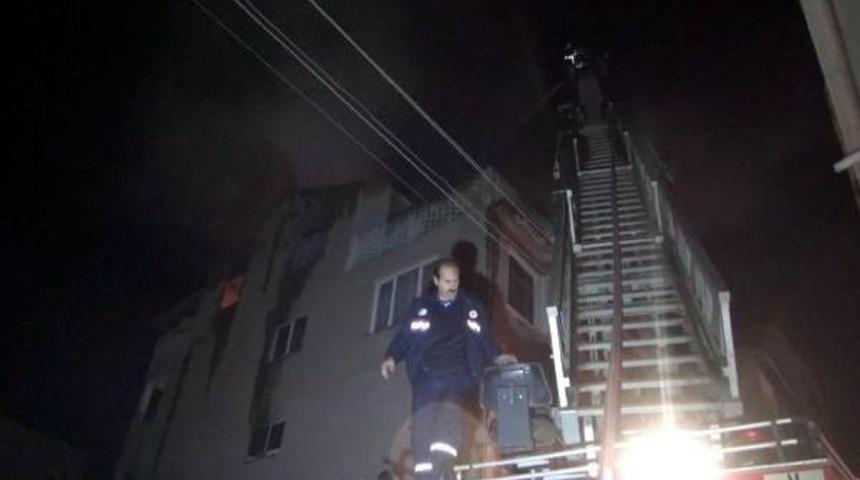 Eşine Kızdı, Evini Ateşe Verdi