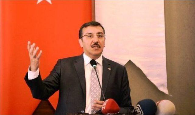 G&uuml;mr&uuml;k Ve Ticaret Bakanı B&uuml;lent T&uuml;fenkci: 1