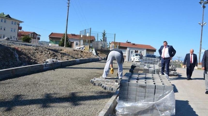 Belediyenin Yol Yapım &Ccedil;alışmaları S&uuml;r&uuml;yor