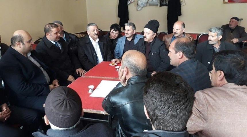 Başkan Orhan, Sıkılmadık El Bırakmadı