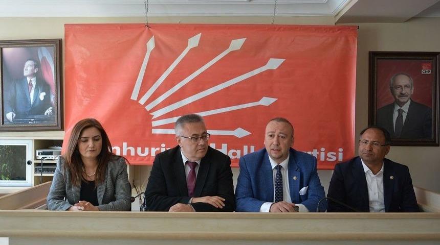 Chp Uşak İl Teşkilatı &Ccedil;alışmalarına Devam Ediyor