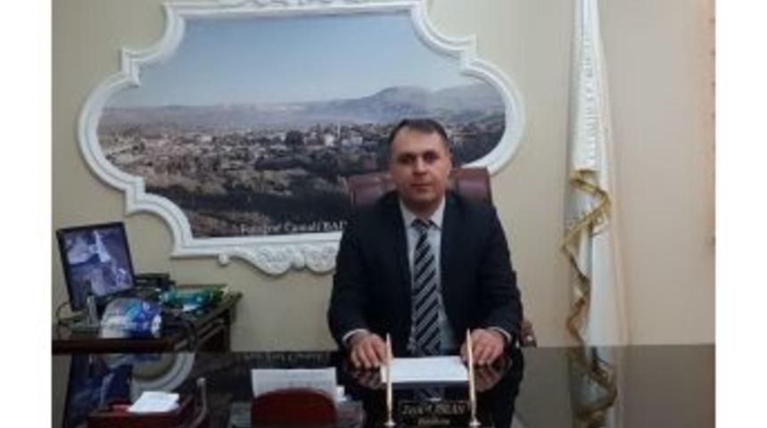 Gerger Belediye Başkanı Ka&ccedil;ak Su Kullananları Uyardı