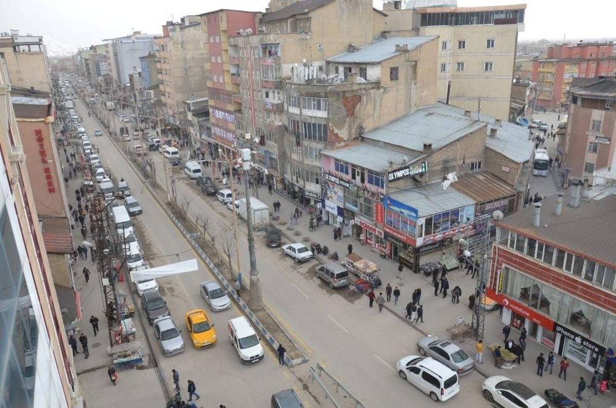 Y&uuml;ksekova&rsquo;da Sokağa &Ccedil;ıkma Yasağı Tamamen Kaldırıldı