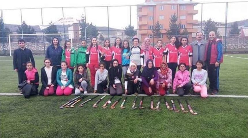 &Ccedil;im Hokeyi M&uuml;sabakaları Yapıldı