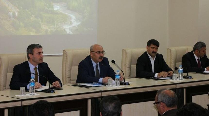 Vali K&ouml;şger," 2017 Yılı İkinci D&ouml;neminde 441 Proje &Uuml;zerinde &Ccedil;alışma Yapılıyor"