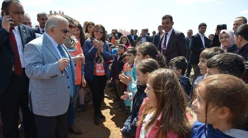 G&ouml;n&uuml;l Dağı Hatıra Ormanı Oluşturuldu