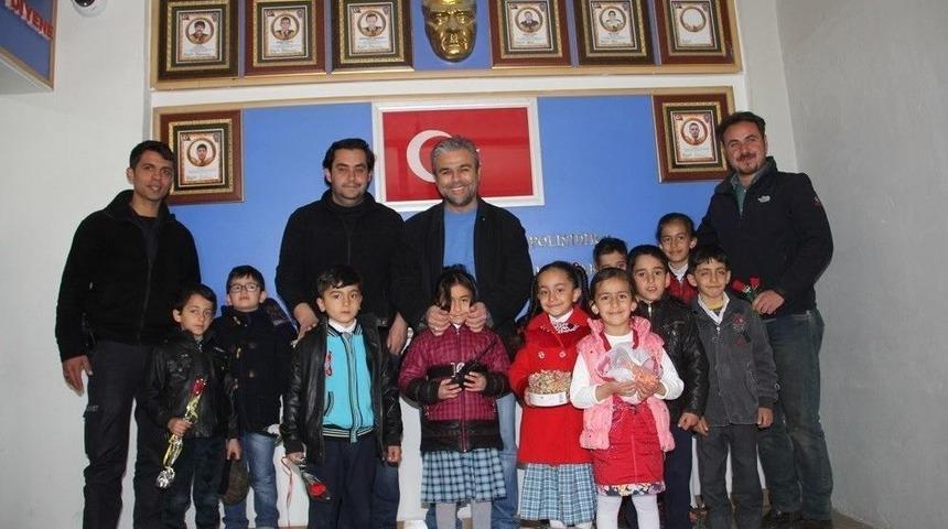 Minik &Ouml;ğrencilerden Polislere Ziyaret