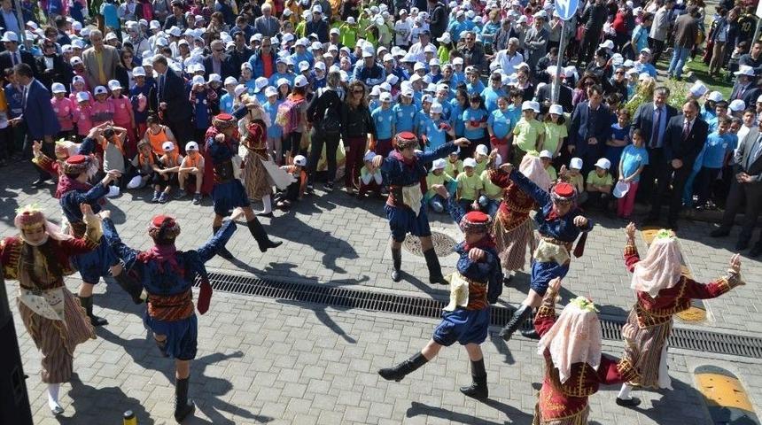 Aydın&rsquo;da 1200 &Ouml;ğrenciyle Şenlik Ger&ccedil;ekleştirildi