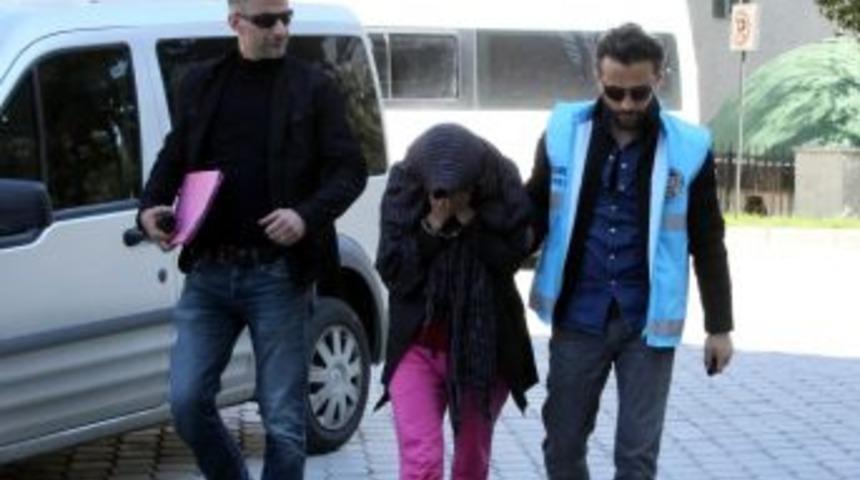 Ev Sahibinin Elinden Ka&ccedil;an Hırsız Polisten Ka&ccedil;amadı