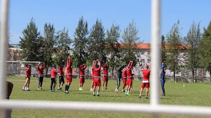 Aydınspor 1923&rsquo;l&uuml; Futbolculardan Basına Boykot