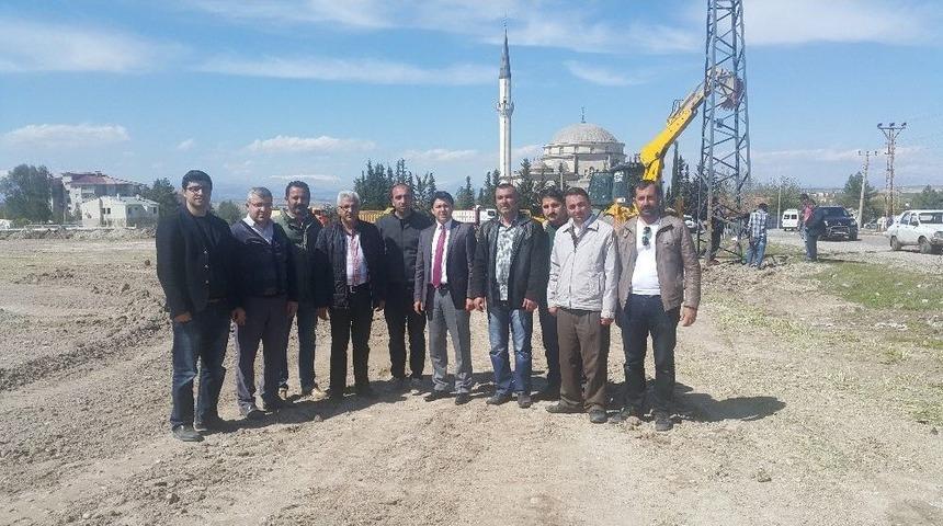 Depremzedelere Konteyner Dağıtılması İ&ccedil;in &Ccedil;alışmalar Başladı