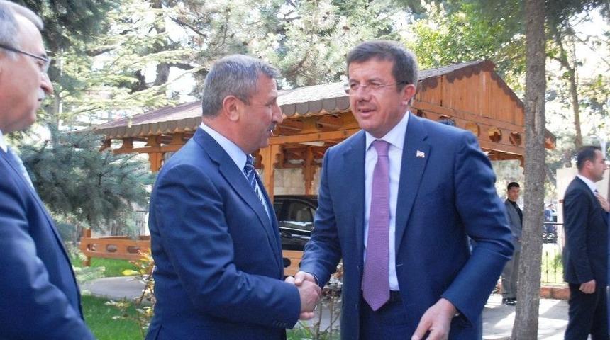 Bakan Zeybekci Burdur&rsquo;da