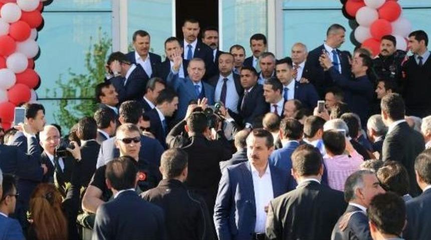 Erdoğan: Hi&ccedil;bir Ter&ouml;r &Ouml;rg&uuml;t&uuml;n&uuml;n Sınırlarımızın Dibinde Bayrak Sallamasına Izin Veremeyiz (2)