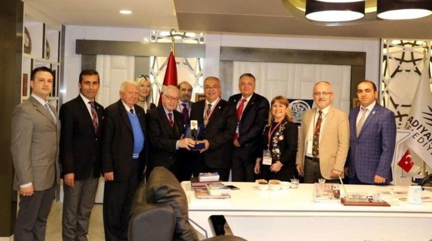 T&uuml;rkiye Milli Olimpiyat Komitesinden Başkan Kutlu&rsquo;ya Ziyaret