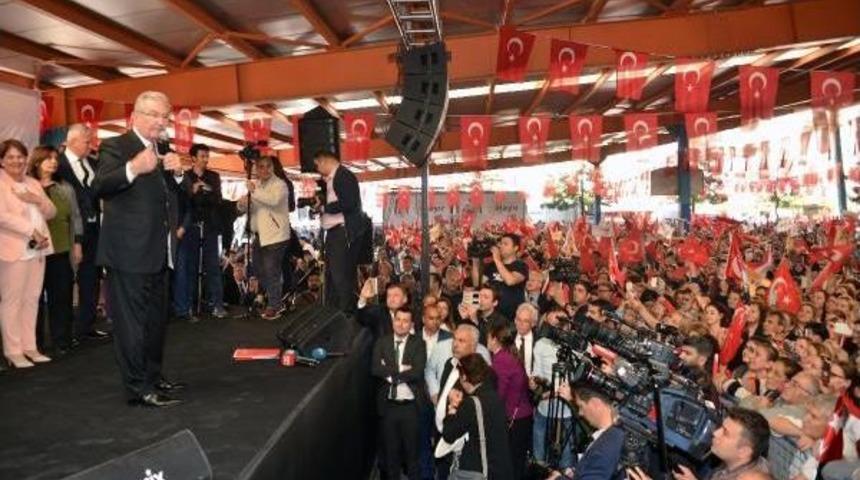 Deniz Baykal: Tek Adam Anayasası Dayatılıyor