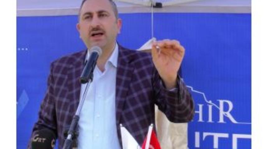 Ak Parti Genel Sekreteri G&uuml;l: &ldquo;kılı&ccedil;daroğlu Yenikapı Ruhuna Sadakat G&ouml;stermedi&rdquo;